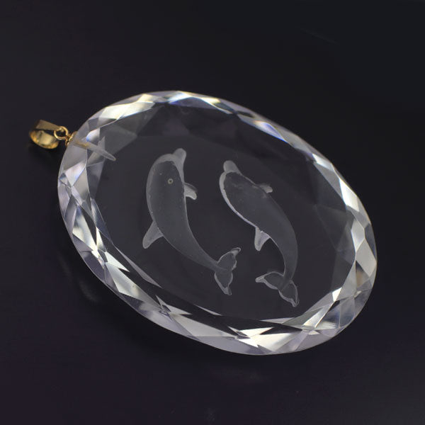 New K18YG Quartz Pendant Top Intaglio Dolphin 