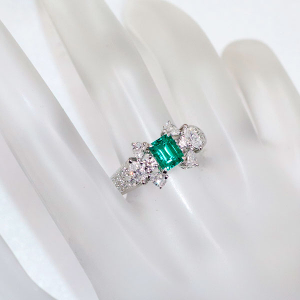 MIKIMOTO Pt950 Colombian oil-free emerald diamond ring 0.72ct 0.82ct untreated 