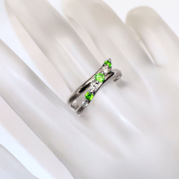 K18WG Demantoid Garnet Diamond Ring 0.29ct D0.17ct 