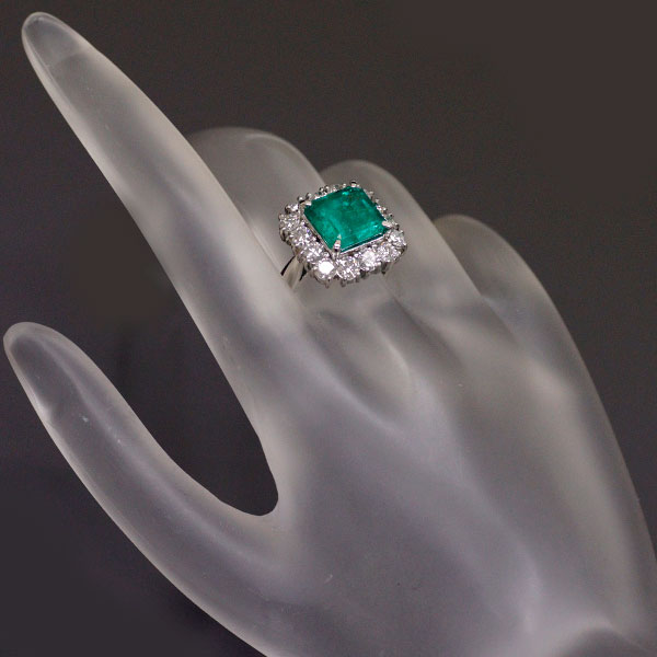 Pt900 Emerald Diamond Ring 4.09ct D1.62ct 