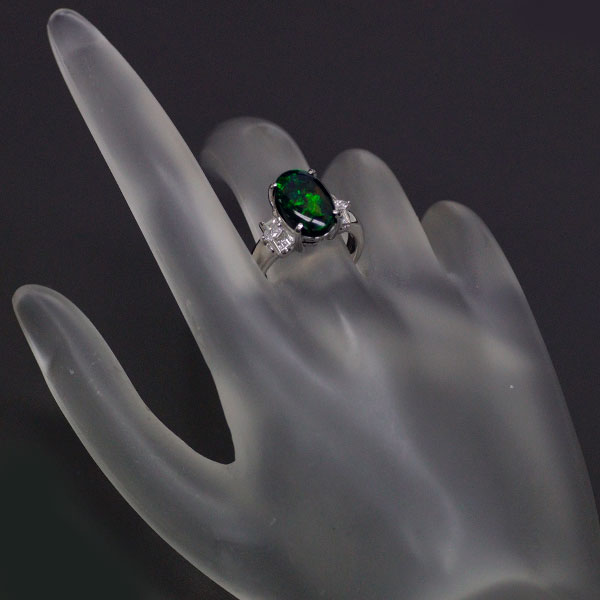 Pt900 ブラックオパール ダイヤモンド リング 3.15ct D0.46ct