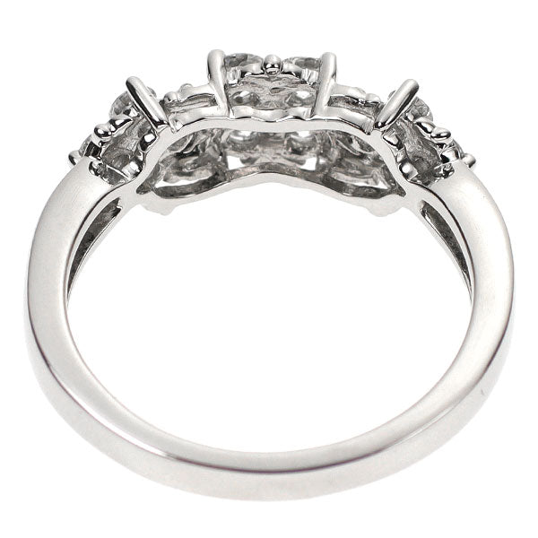 Pt950 ダイヤモンド リング 0.65ct フラワー