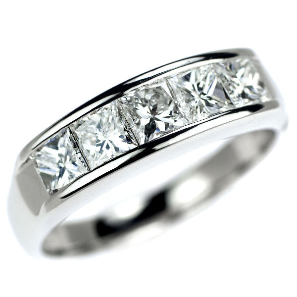 Pt900 プリンセスカットダイヤモンド リング 1.50ct 一文字