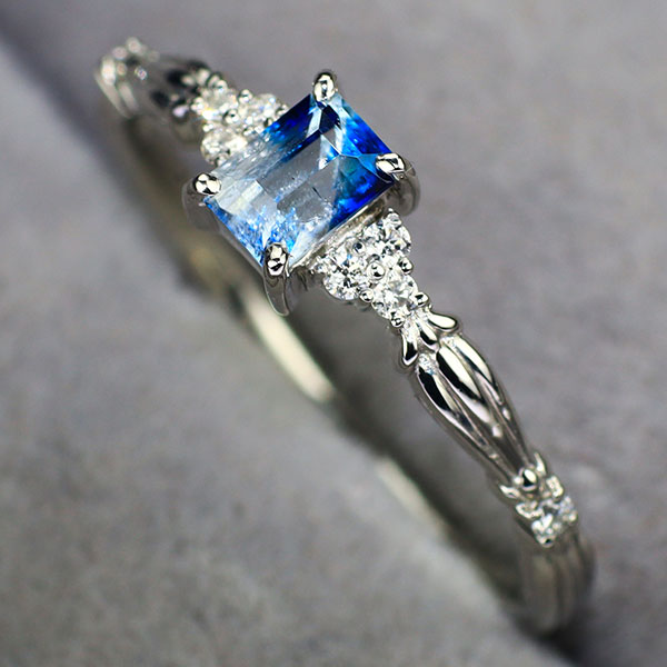 新品 Pt950 希少宝石品質 ジンバブエ産バイカラーユークレース ダイヤモンド リング 0.304ct D0.08ct 【エスコレ】